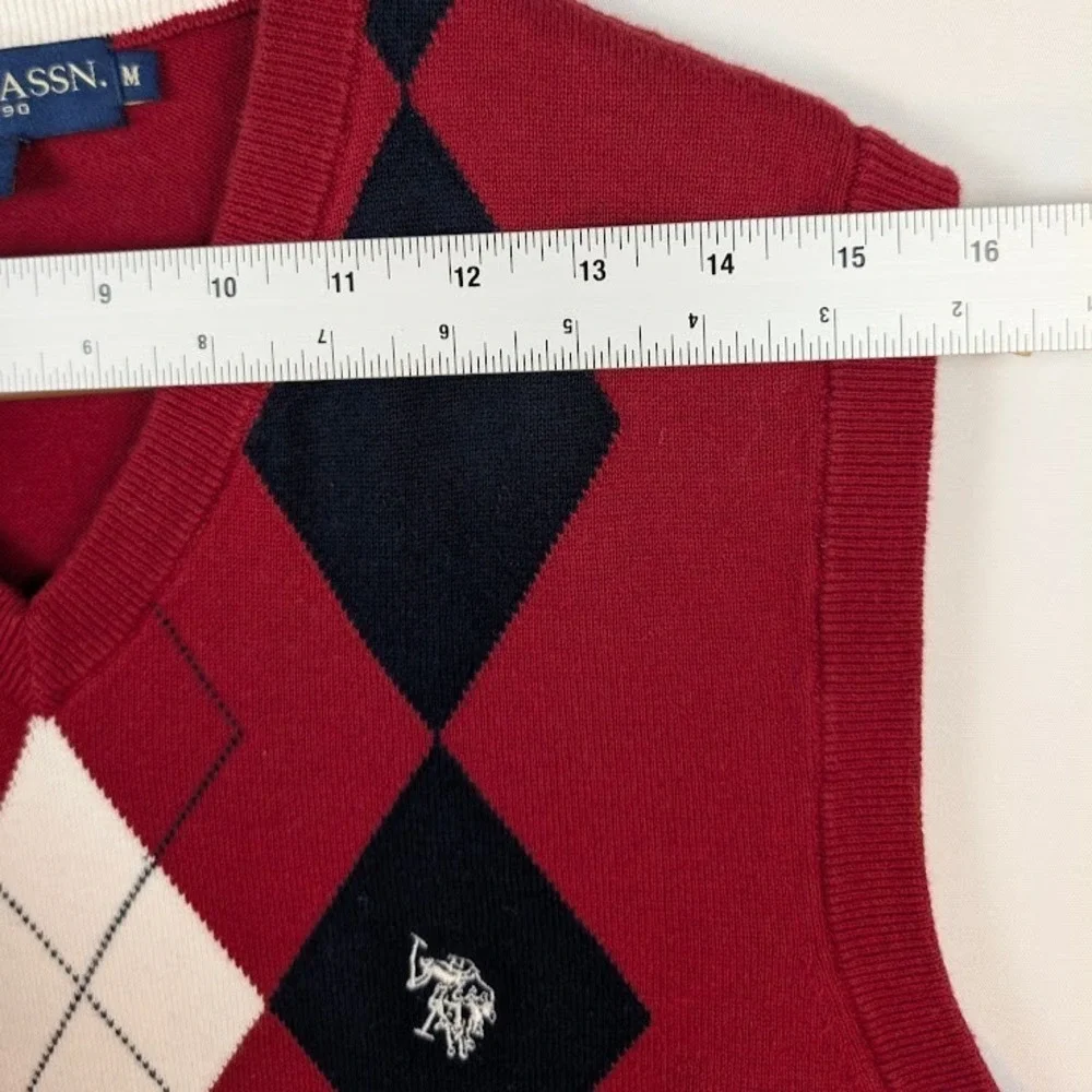 US Polo Assn Argyle Sweater Vest Mens M Burgundy V-Neck 100% Cotton 39